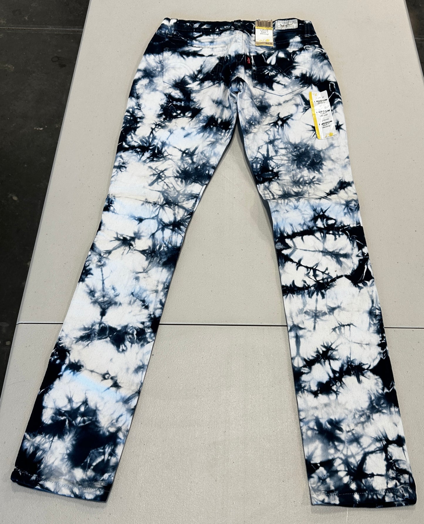 Levi's 524 Skinny Jeans Bleach Wash Jr. Size 7